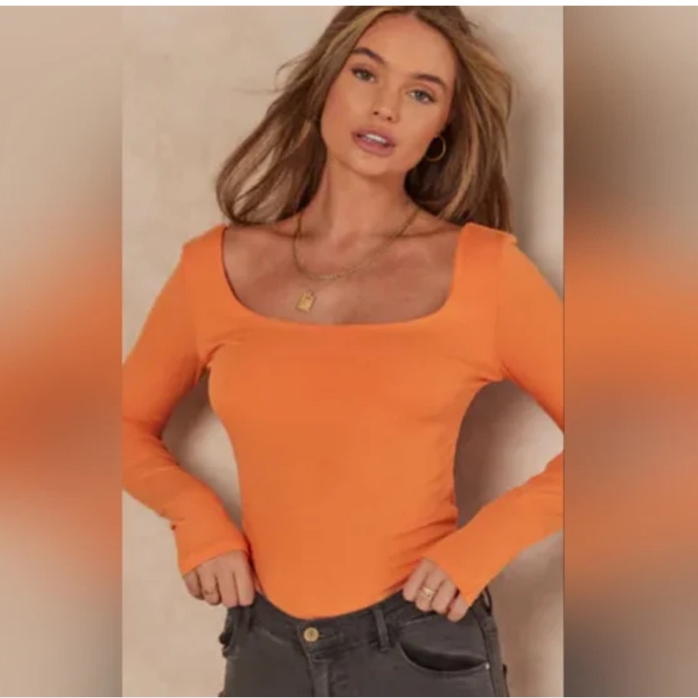 Aritzia Babaton Contour Longsleeve (S)